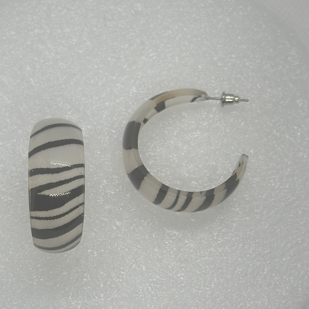 Mismatched Zebra Print Hoop Earrings-